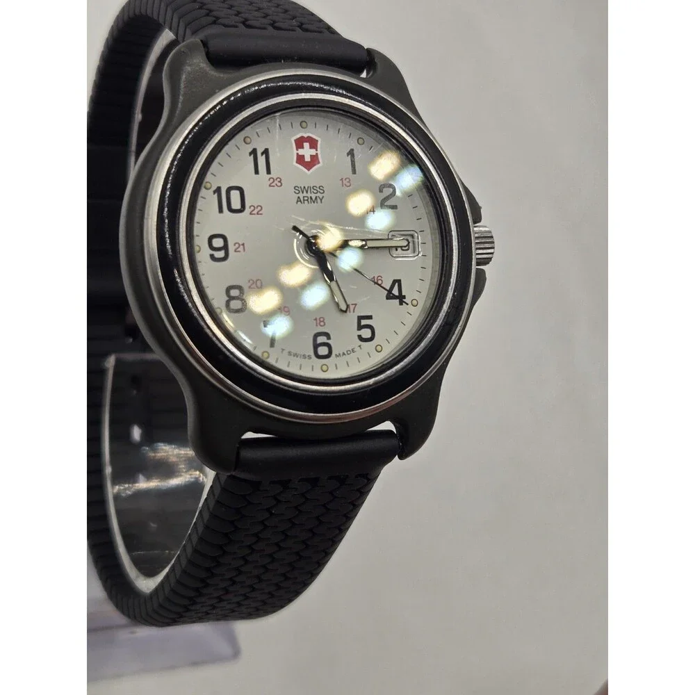 Victorinox Swiss Army Watch Men 39mm. Black Tone. New Rubber Strap. New Battery